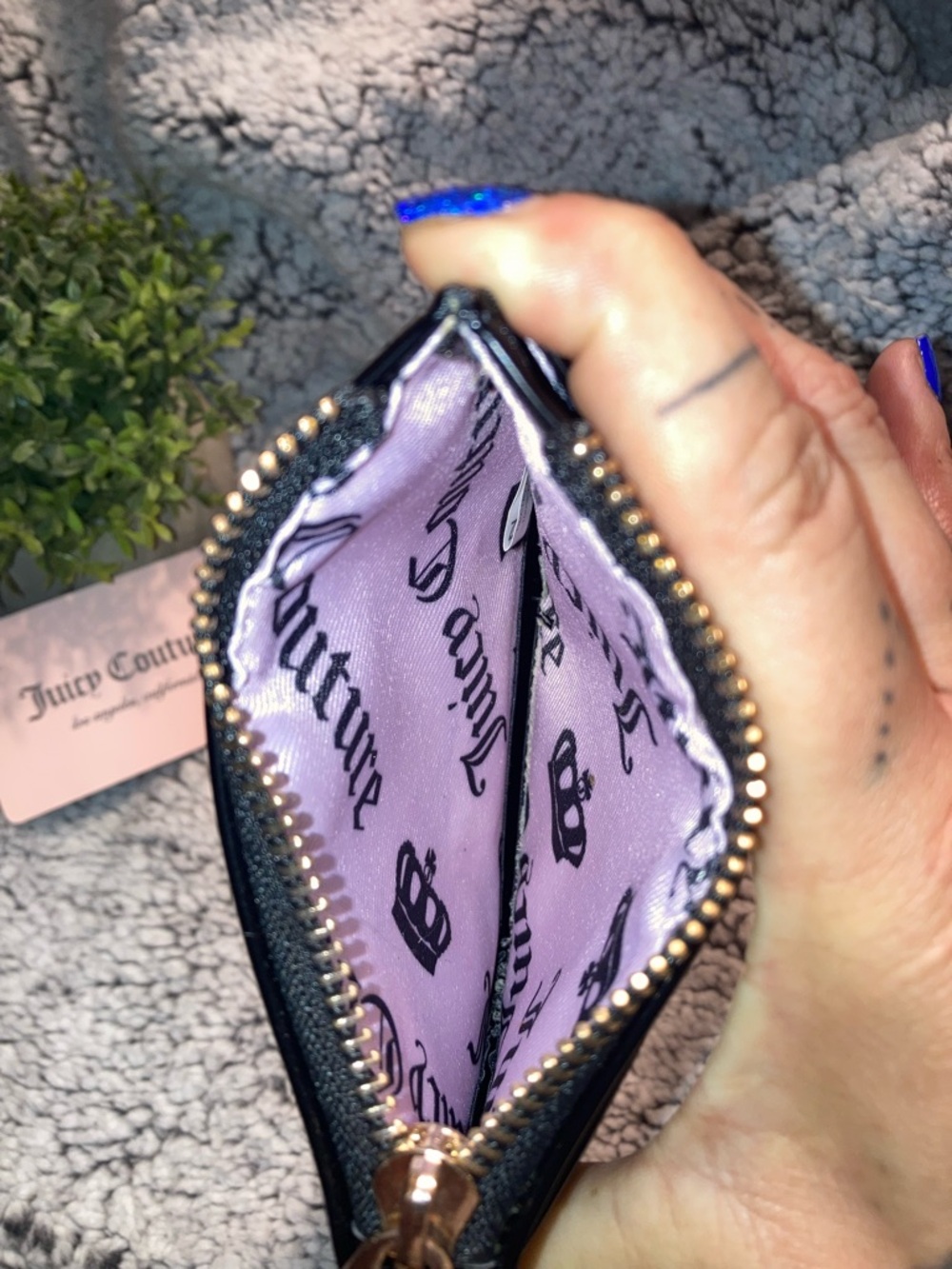 Juicy Couture Black Patent Wristlet with Gold Logo Accent - Picture 5 of 5